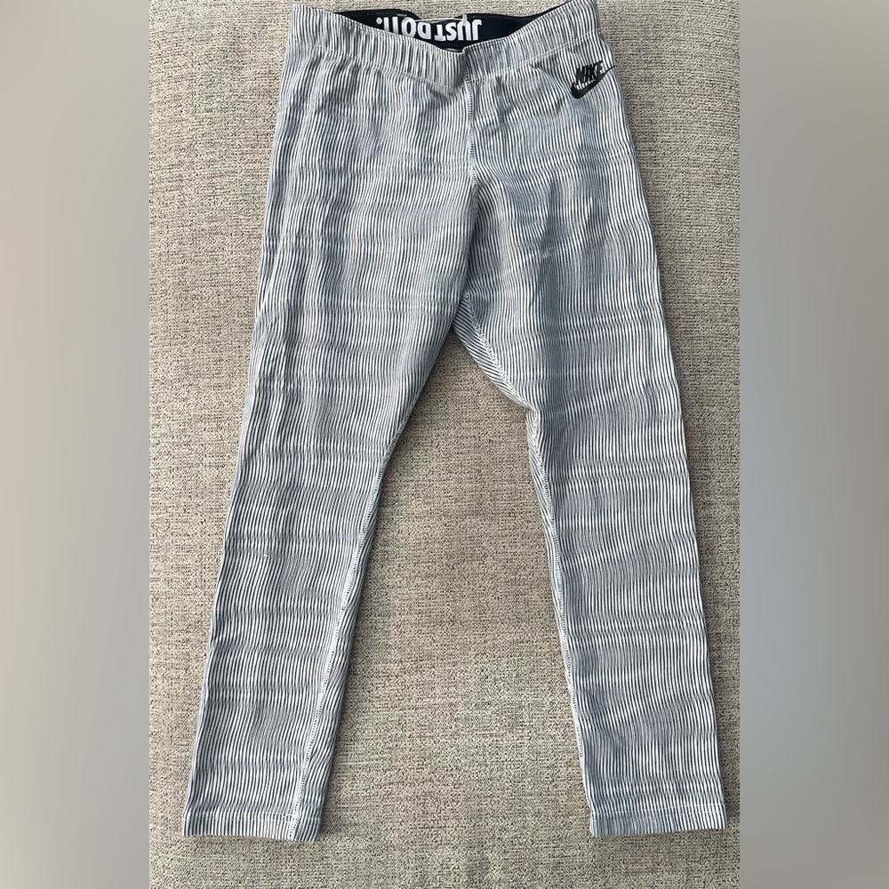 Nike Men's Skinny Striped Jeans - Gray